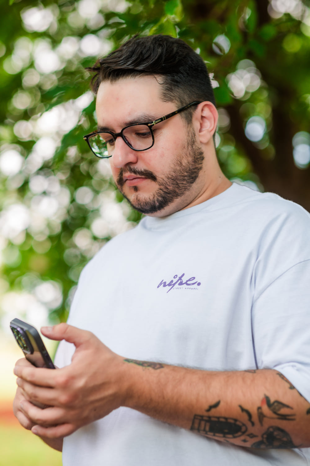 Gabriel Moreno em retrato externo